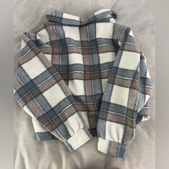Abercrombie Cropped Plaid Jacket - Picture 3 of 3